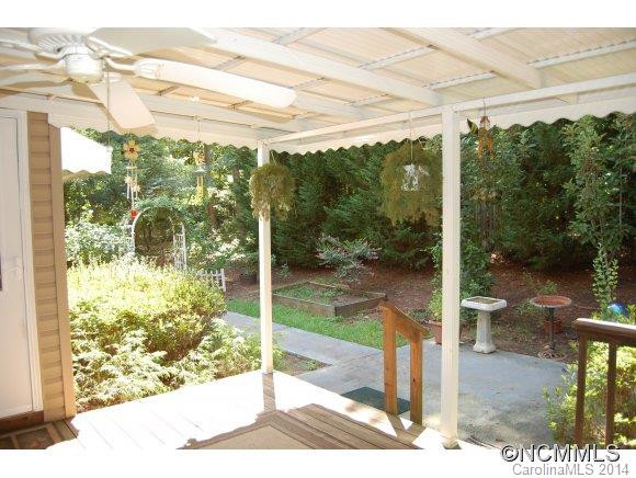 157 Matthew St - Photo 6