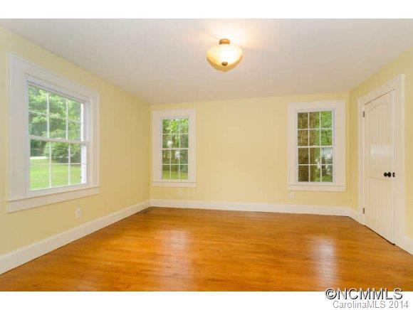 36 Lakewood Drive - Photo 13