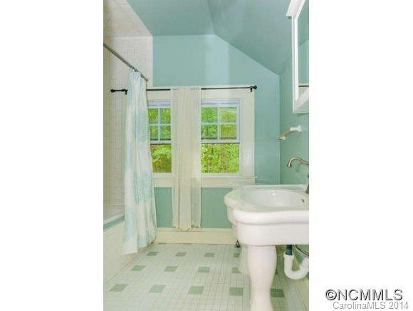 36 Lakewood Drive - Photo 19