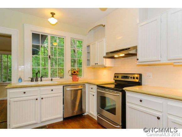 36 Lakewood Drive - Photo 10