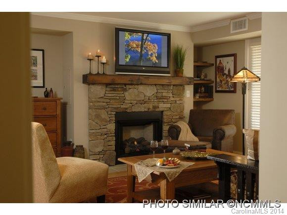 319 Bowling Park Road - Photo 2