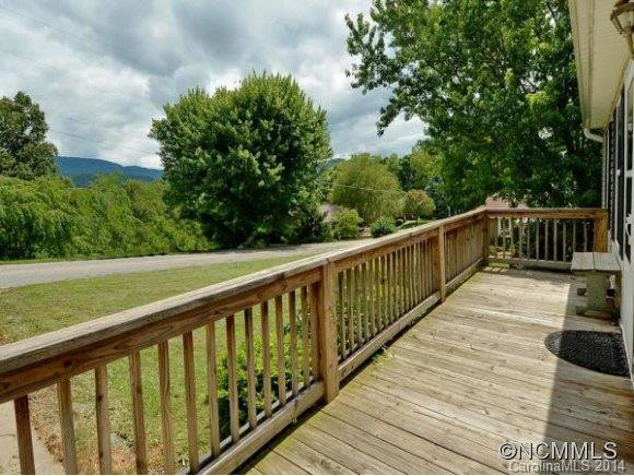 141 INGRAM LOOP - Photo 2