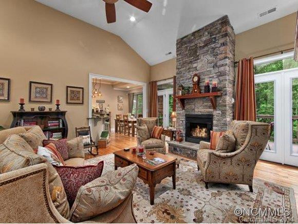 112 HAWKS LANDING - Photo 5