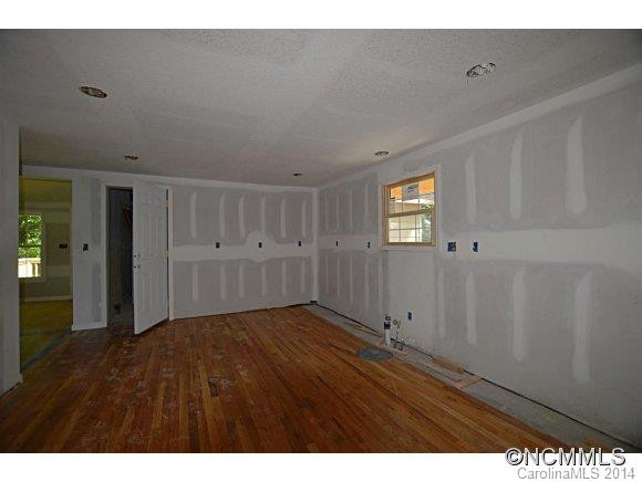 1429 Ridgecrest Drive - Photo 5