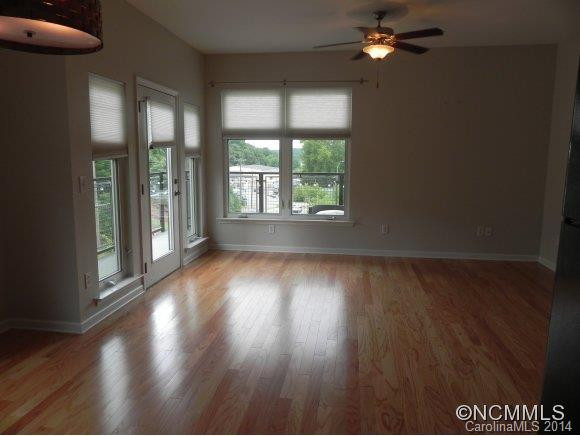 125 Clingman Ave. Unit 201 - Photo 2