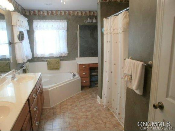287 Twin K Dr. - Photo 13
