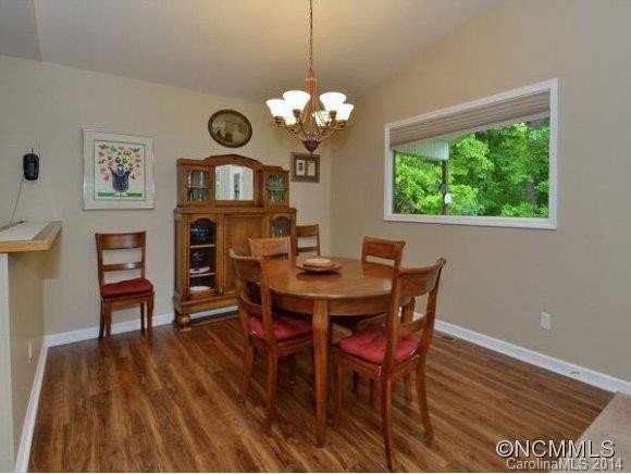 101 SPRING DRIVE - Photo 4