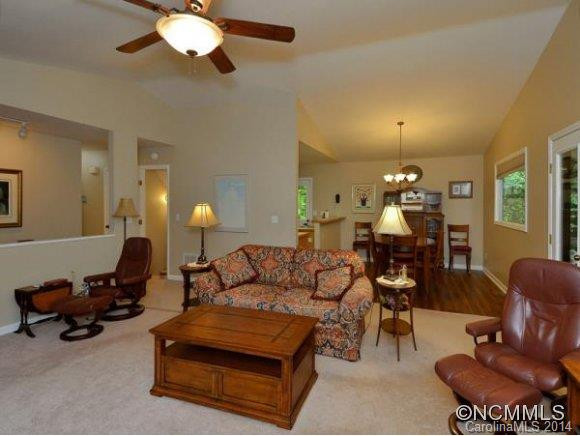101 SPRING DRIVE - Photo 7