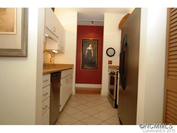 21 Haywood Street #3B - Photo 6