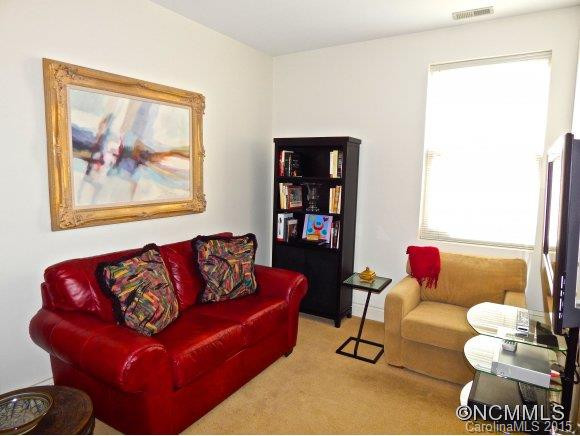 21 Haywood Street #3B - Photo 8