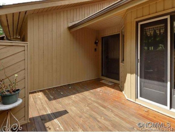 209 WHITE OAK DRIVE - Photo 2