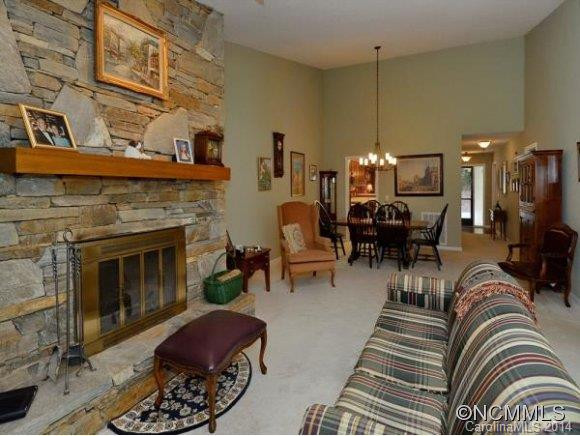 209 WHITE OAK DRIVE - Photo 4