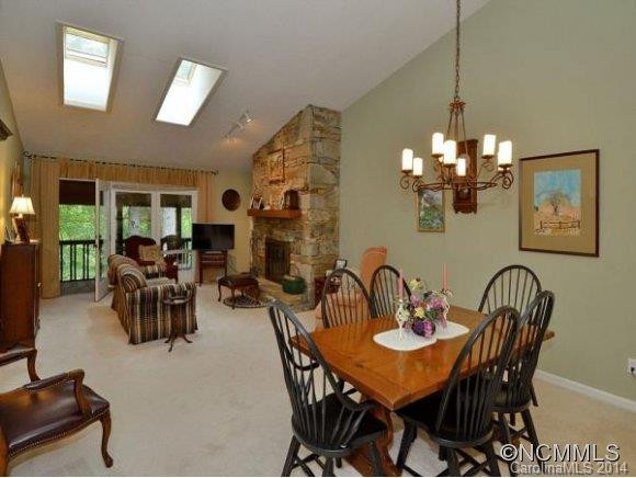 209 WHITE OAK DRIVE - Photo 5