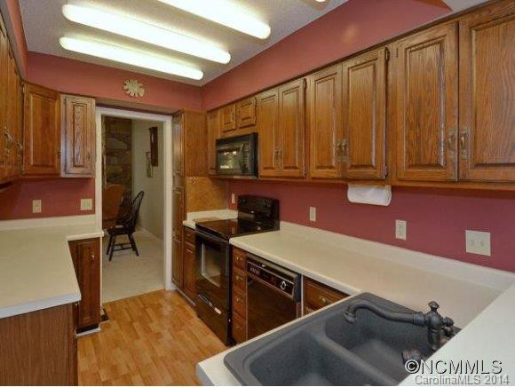 209 WHITE OAK DRIVE - Photo 6