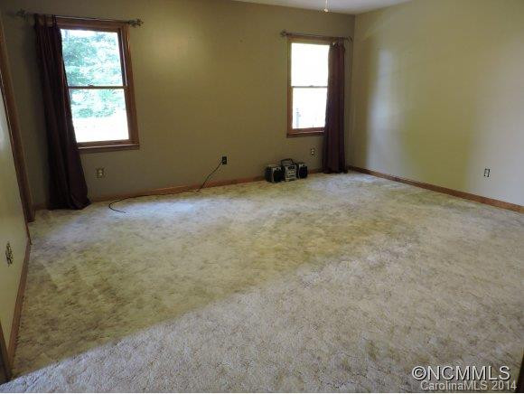 583 JR PATE RD - Photo 9