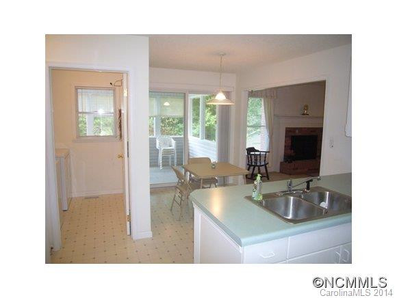 877 MOUNTAIN HAVEN DRIVE - Photo 3