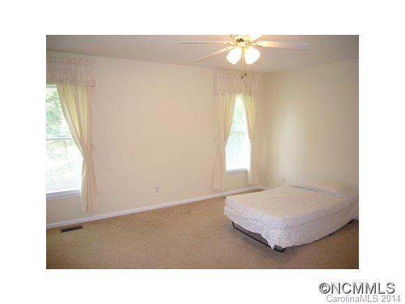 877 MOUNTAIN HAVEN DRIVE - Photo 8