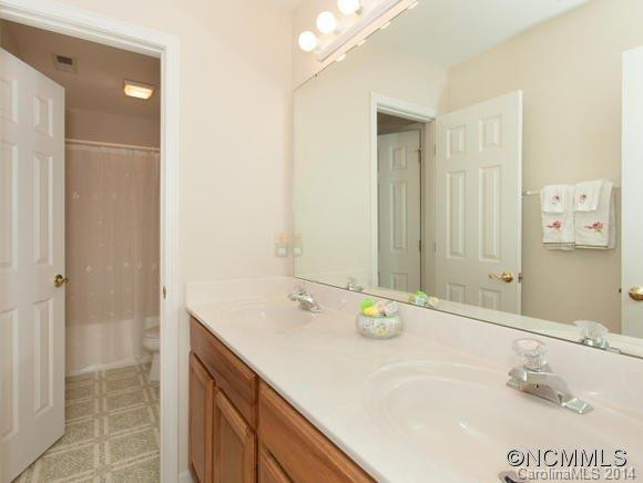 1009 Pin Oak Trail - Photo 17