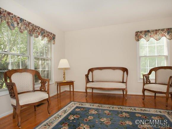 1009 Pin Oak Trail - Photo 5