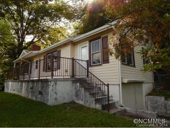 15 CARRILLON COURT