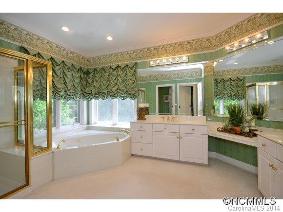 114 Bellshire - Photo 14