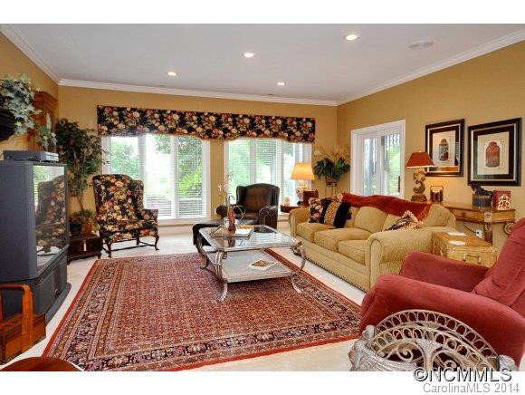 114 Bellshire - Photo 15