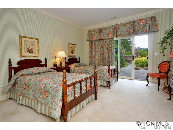 114 Bellshire - Photo 18