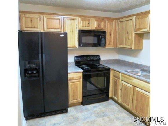 2504 Vineyard Boulevard - Photo 3