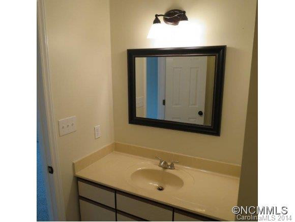 2504 Vineyard Boulevard - Photo 8