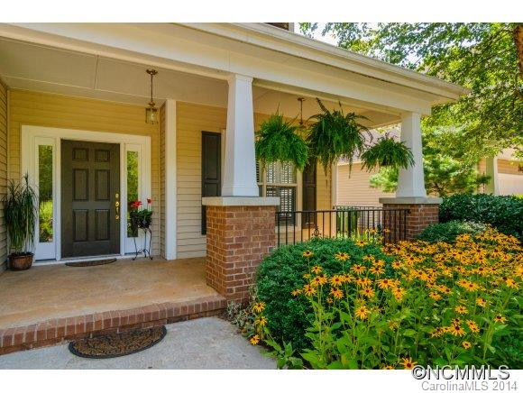 1304 Heathbrook Circle - Photo 2