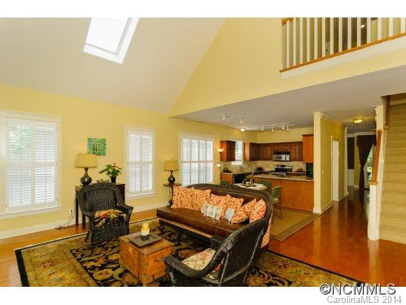 1304 Heathbrook Circle - Photo 3