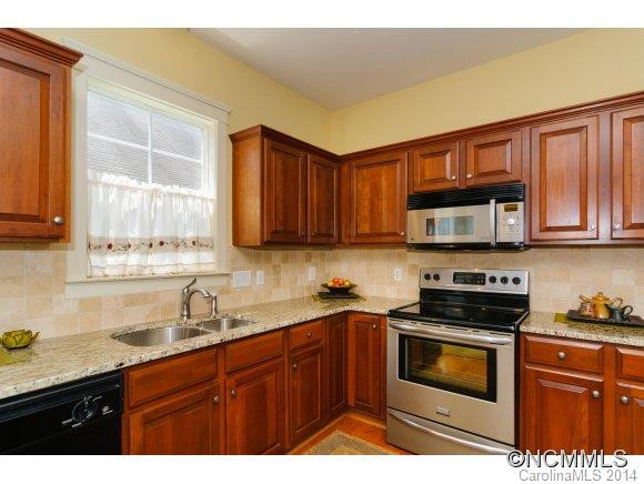1304 Heathbrook Circle - Photo 6