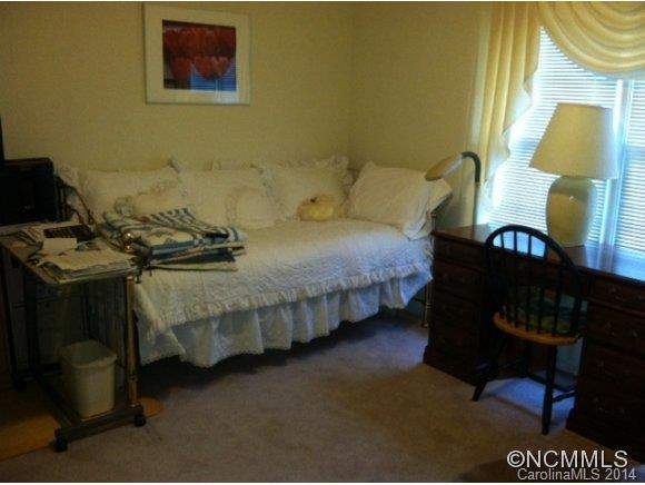 43 Lakeshore Drive - Photo 16