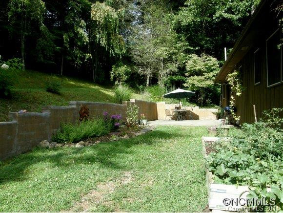 2392 Old Mars Hill Hwy - Photo 16