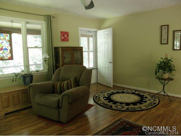 2392 Old Mars Hill Hwy - Photo 5