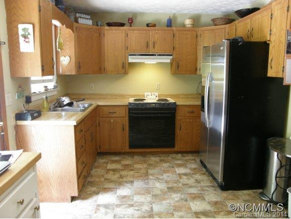2392 Old Mars Hill Hwy - Photo 6