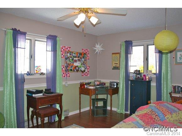 25 Lamplighter Drive - Photo 17