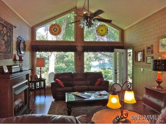 25 Lamplighter Drive - Photo 4