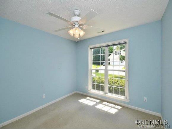 342 STONEHOLLOW RD - Photo 12