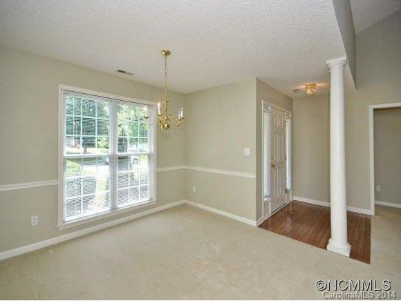 342 STONEHOLLOW RD - Photo 3