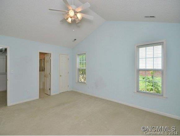 342 STONEHOLLOW RD - Photo 8
