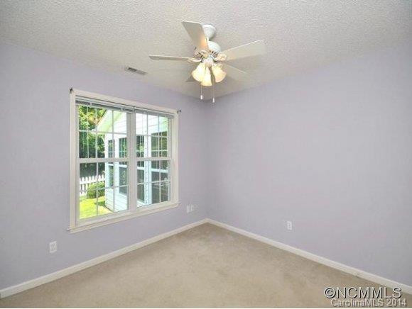 342 STONEHOLLOW RD - Photo 10