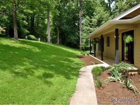 406 HIDDEN WOODS LANE - Photo 2