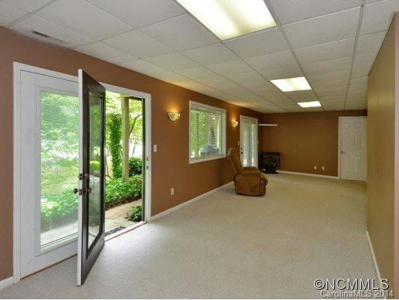 406 HIDDEN WOODS LANE - Photo 10