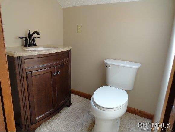 423 LOCUST GROVE DRIVE - Photo 11