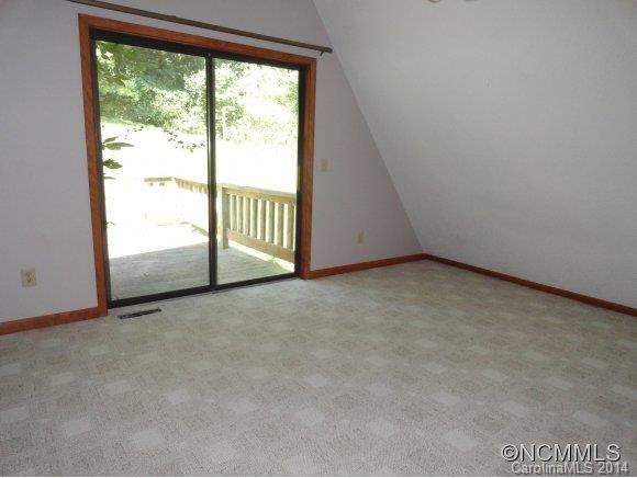 423 LOCUST GROVE DRIVE - Photo 9