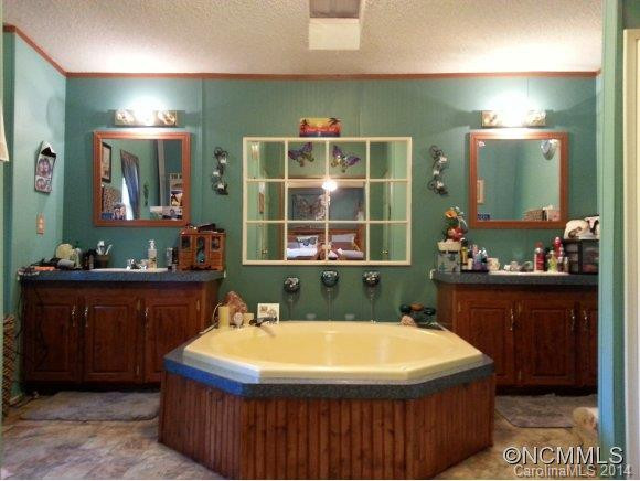 10 Clover Brook Drive - Photo 10