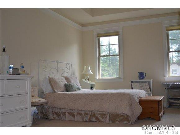8 Light Cahill Court - Photo 14