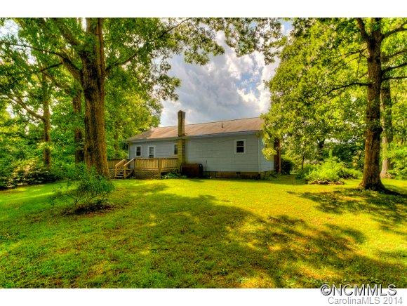 104 Paradise Avenue - Photo 2