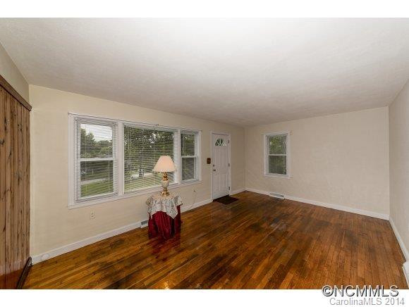 104 Paradise Avenue - Photo 7